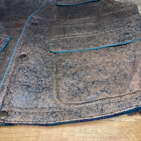 Vintage Genuine Leather Sherpa Lined Vest Made in Italy 
Brand; Sisley - Picture 3 of 12